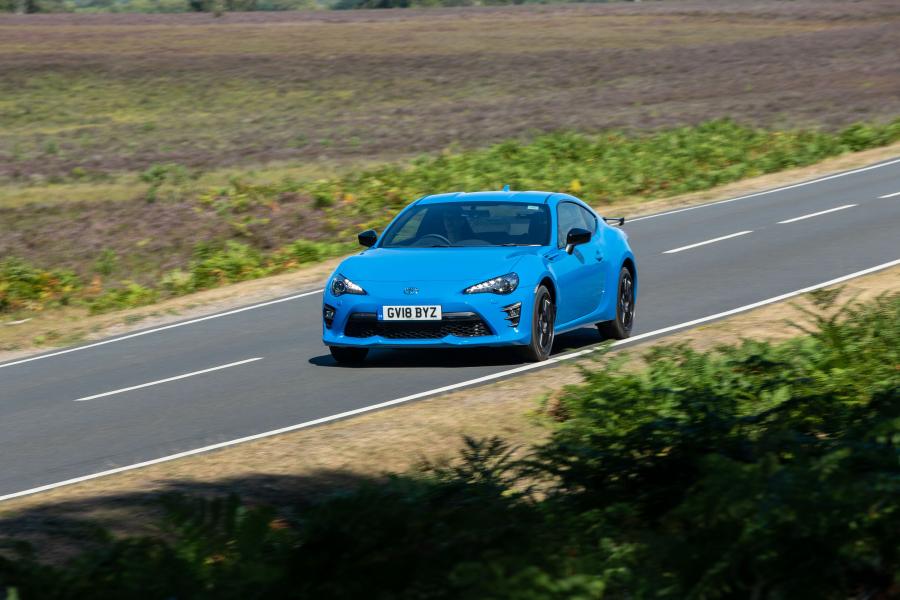  Toyota GT 86 Blue Edition 2018 года  (UK) (фото 30 из 40)